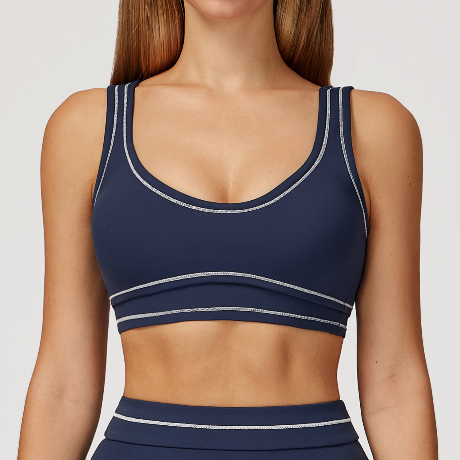 เสื้อชั้นในกีฬาสำหรับผู้หญิง J - Sports Equipment Logo บทวิจารณ์และราคา